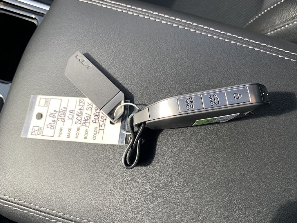 2026 Kia Sorento Plug-In Hybrid SX in Amherst, Nova Scotia - 10 - w1024h768px