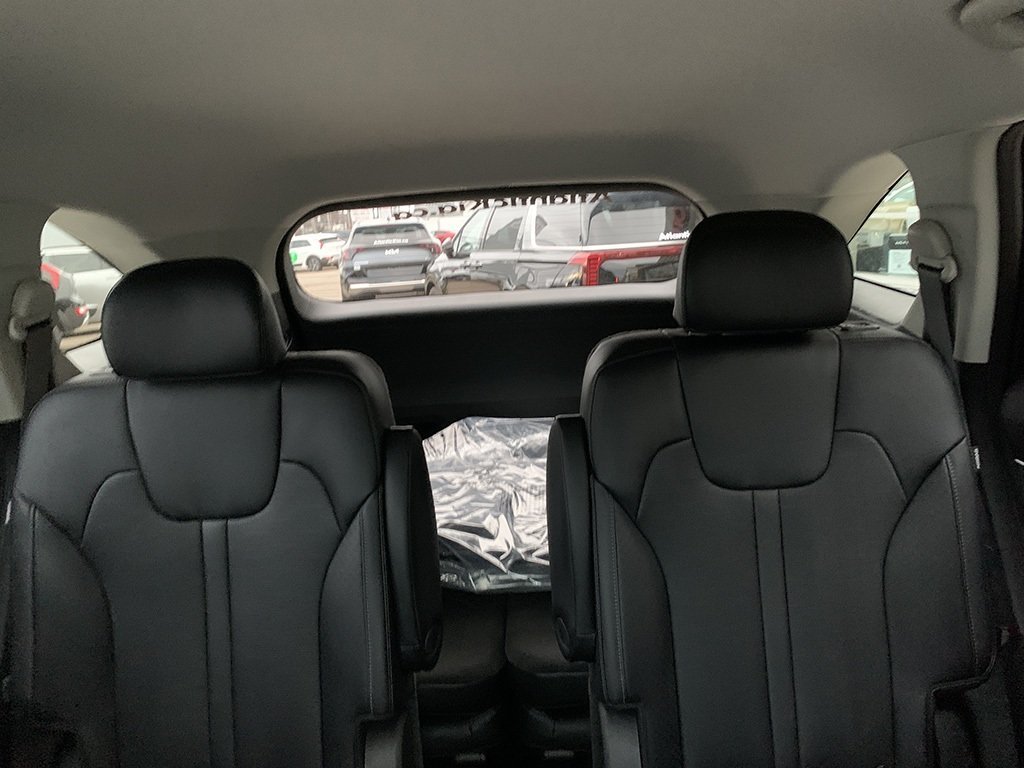 2026 Kia Sorento Plug-In Hybrid EX in Amherst, Nova Scotia - 23 - w1024h768px