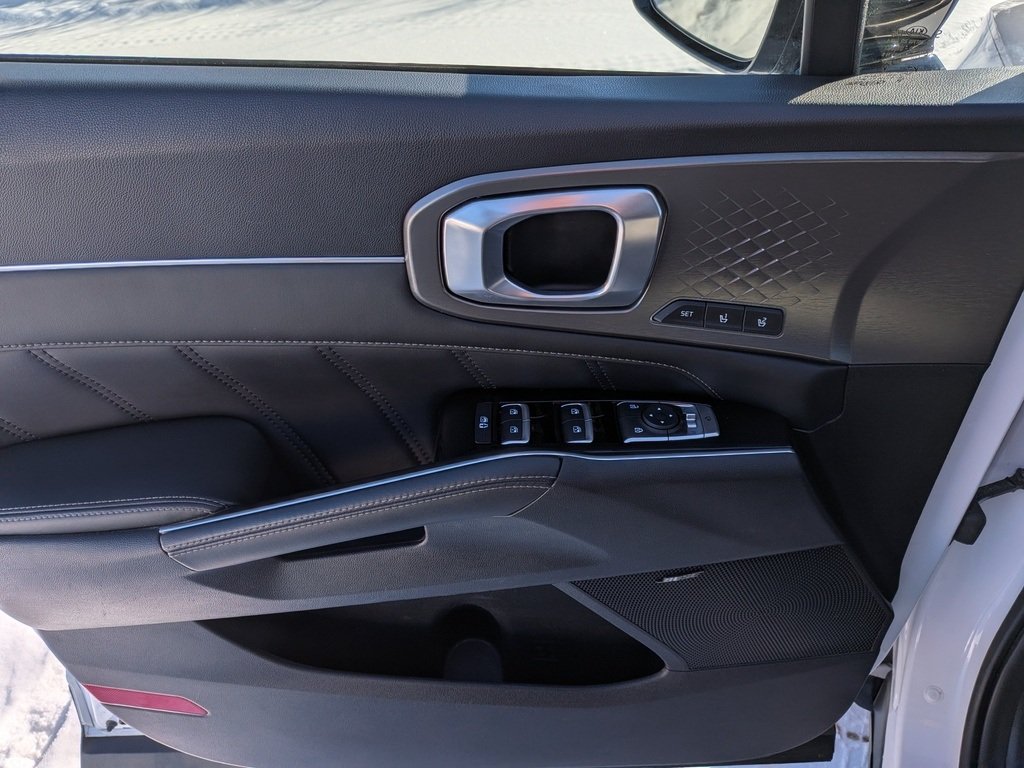 2021 Kia Sorento SX | Leather | Roof | Nav | Warranty to 2026 in Amherst, Nova Scotia - 29 - w1024h768px