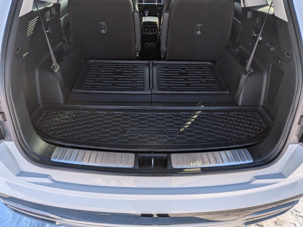 2021 Kia Sorento SX in Amherst, Nova Scotia - 37 - w1024h768px