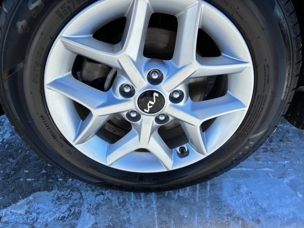 2023 Kia Soul EX | Cam | HtdWheel | USB | Warranty to 2029 in Amherst, Nova Scotia - 38 - w1024h768px