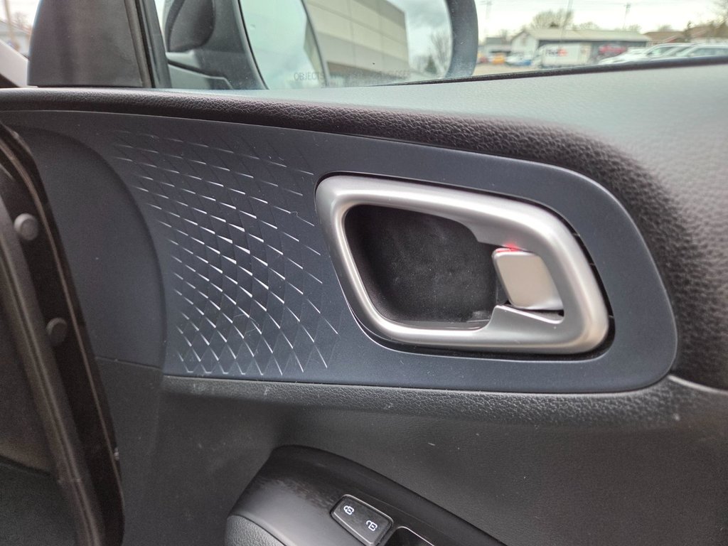 2023 Kia Soul EX | Cam | USB | HtdWheel | Warranty to 2028 in Bridgewater, New Brunswick - 43 - w1024h768px