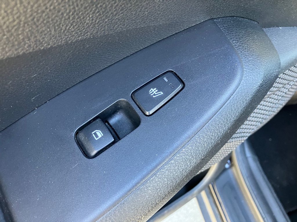 2022 Kia Sportage LX | Cam | USB | HtdSeats | Warranty to 2026 in Amherst, Nova Scotia - 12 - w1024h768px