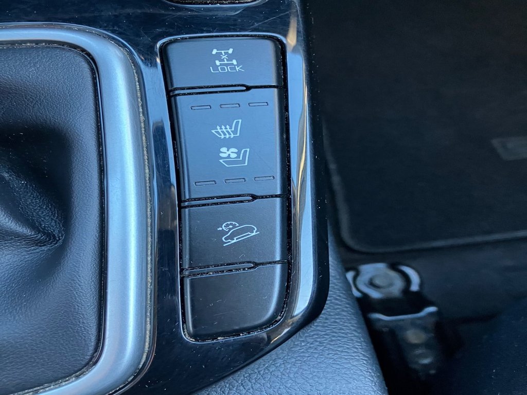 2022 Kia Sportage LX | Cam | USB | HtdSeats | Warranty to 2026 in Amherst, Nova Scotia - 25 - w1024h768px