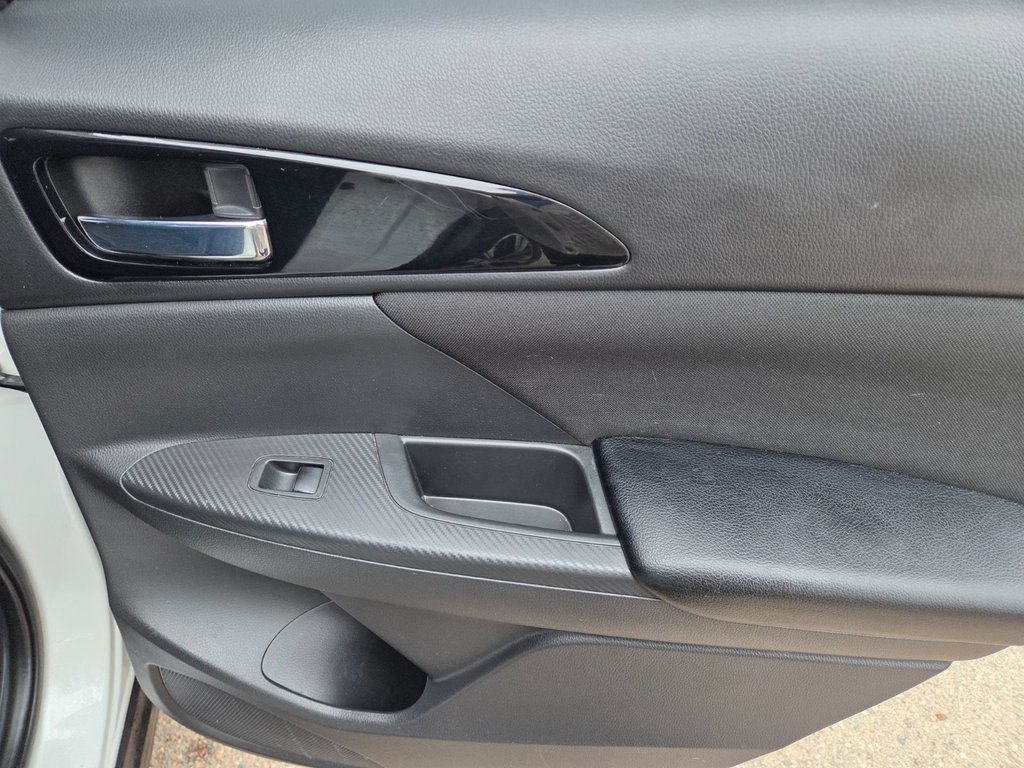 2020 Mitsubishi Eclipse Cross SE | Cam | USB | HtdSeats | XM | Warranty to 2029 in Bridgewater, New Brunswick - 35 - w1024h768px