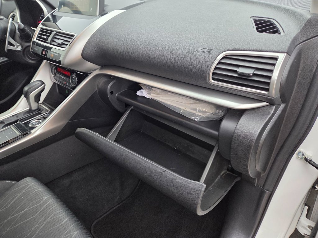 2020 Mitsubishi Eclipse Cross SE | Cam | USB | HtdSeats | XM | Warranty to 2029 in Bridgewater, New Brunswick - 32 - w1024h768px