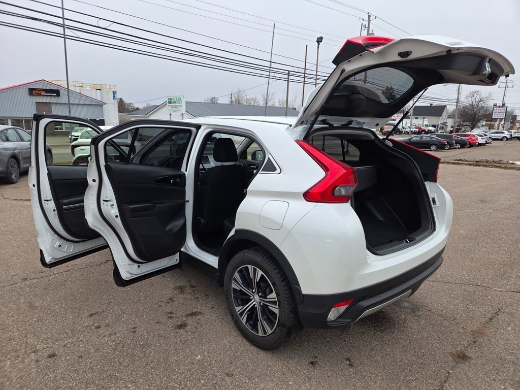 2020 Mitsubishi Eclipse Cross SE | Cam | USB | HtdSeats | XM | Warranty to 2029 in Bridgewater, New Brunswick - 52 - w1024h768px