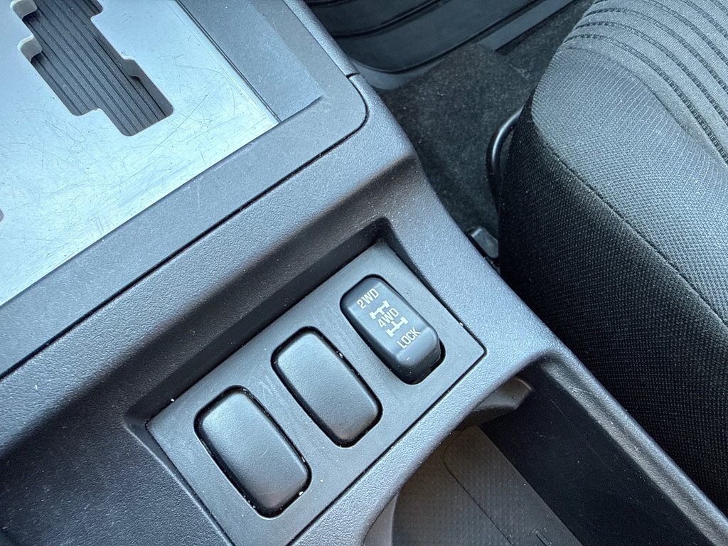 2014 Mitsubishi Lancer AWD in Granby, Quebec - 13 - w1024h768px