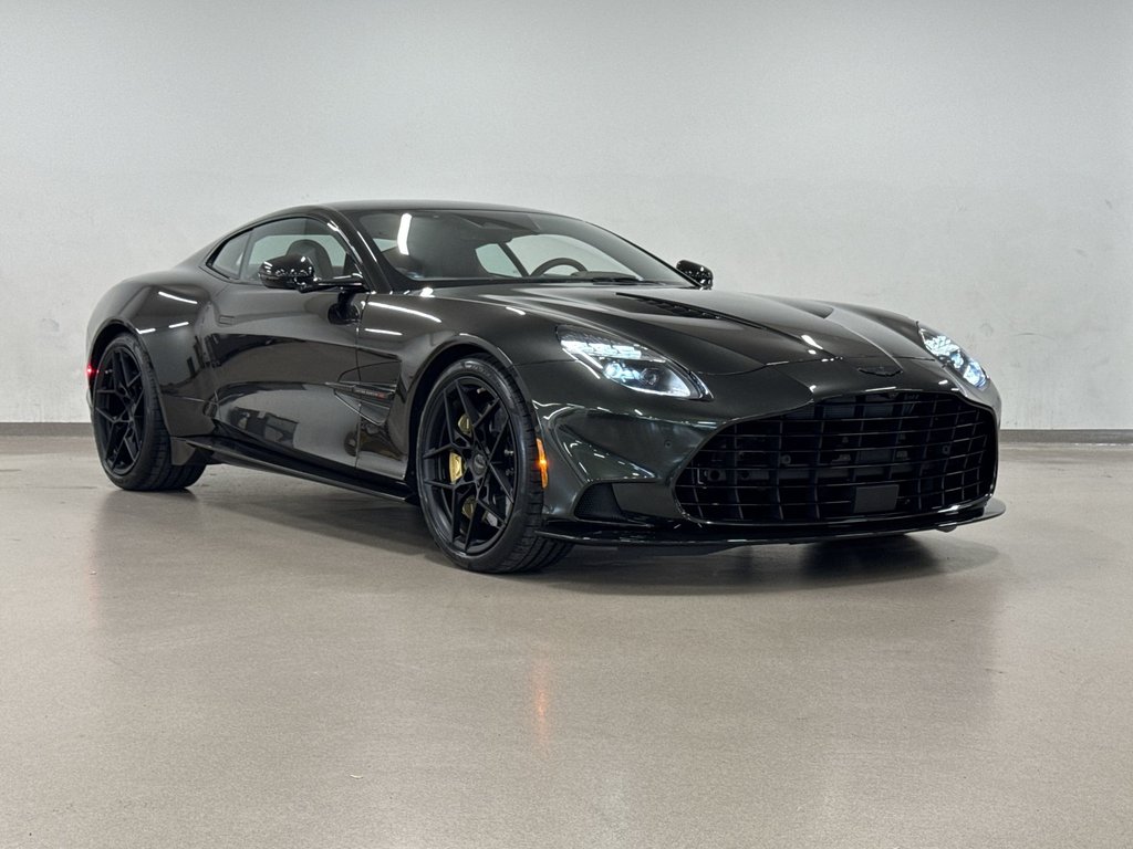 Aston Martin Vanquish  2025-1