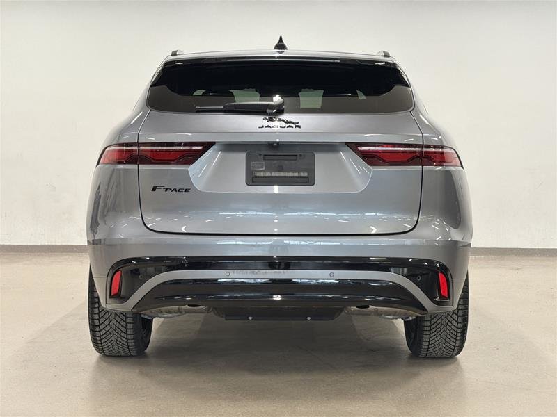 Jaguar F-PACE P250 R-DYNAMIC S 2023-4
