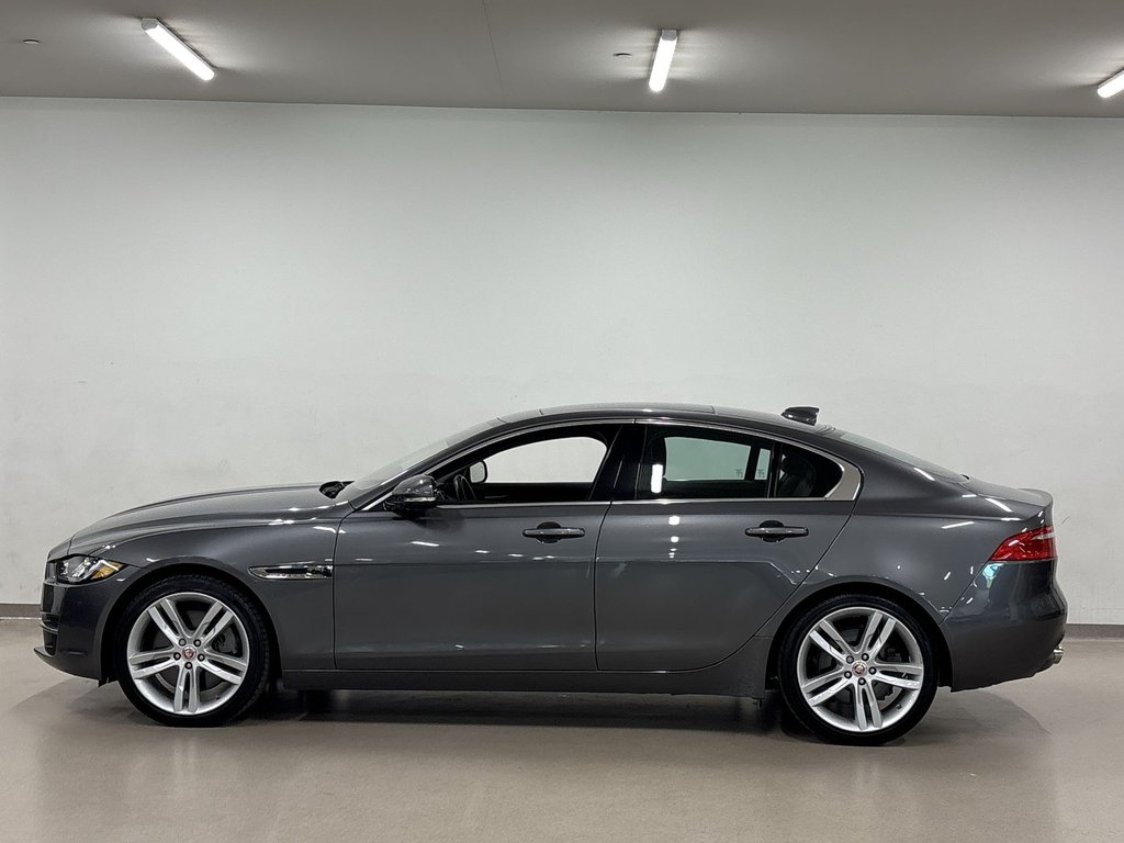 Jaguar XE 35t 3.0L AWD Prestige 2018-7