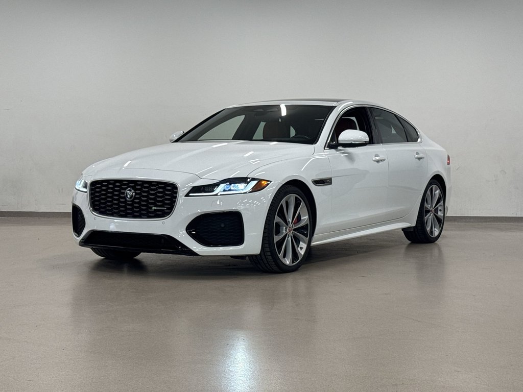 Jaguar XF P300 AWD R-Dynamic SE 2022-3