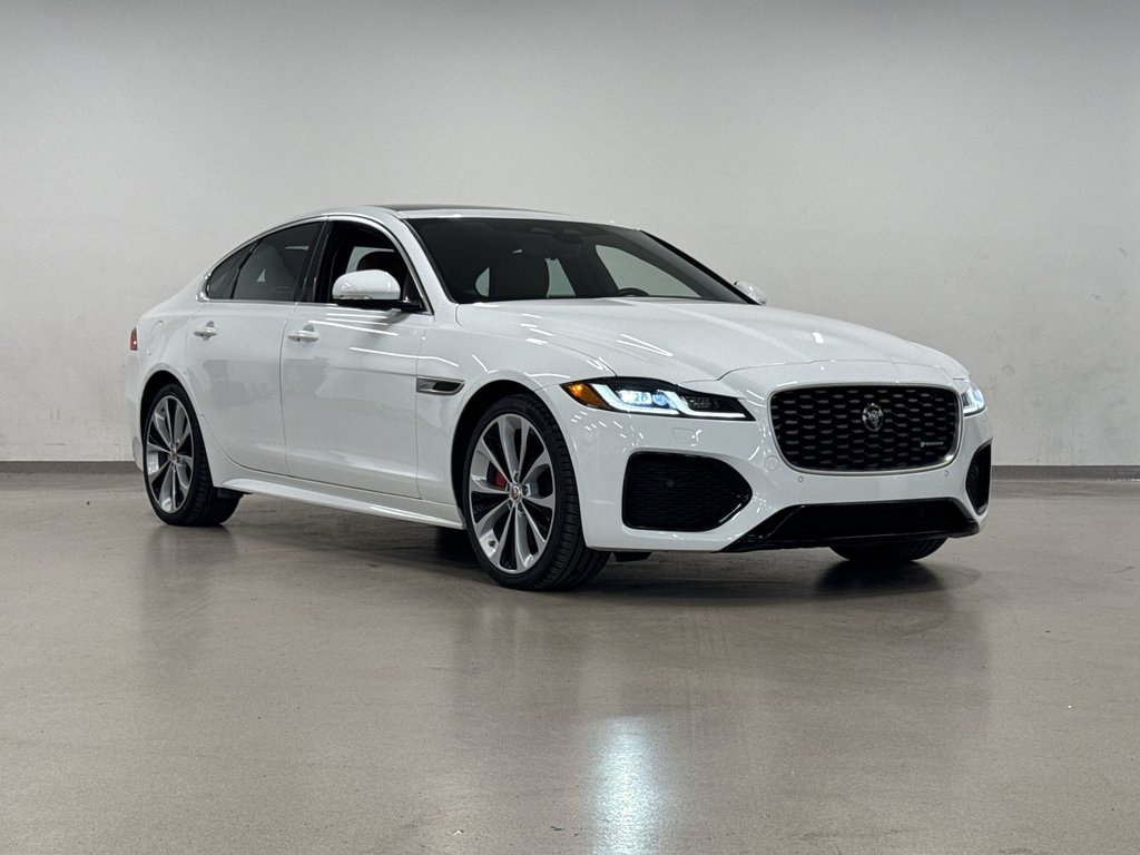 Jaguar XF P300 AWD R-Dynamic SE 2022-1