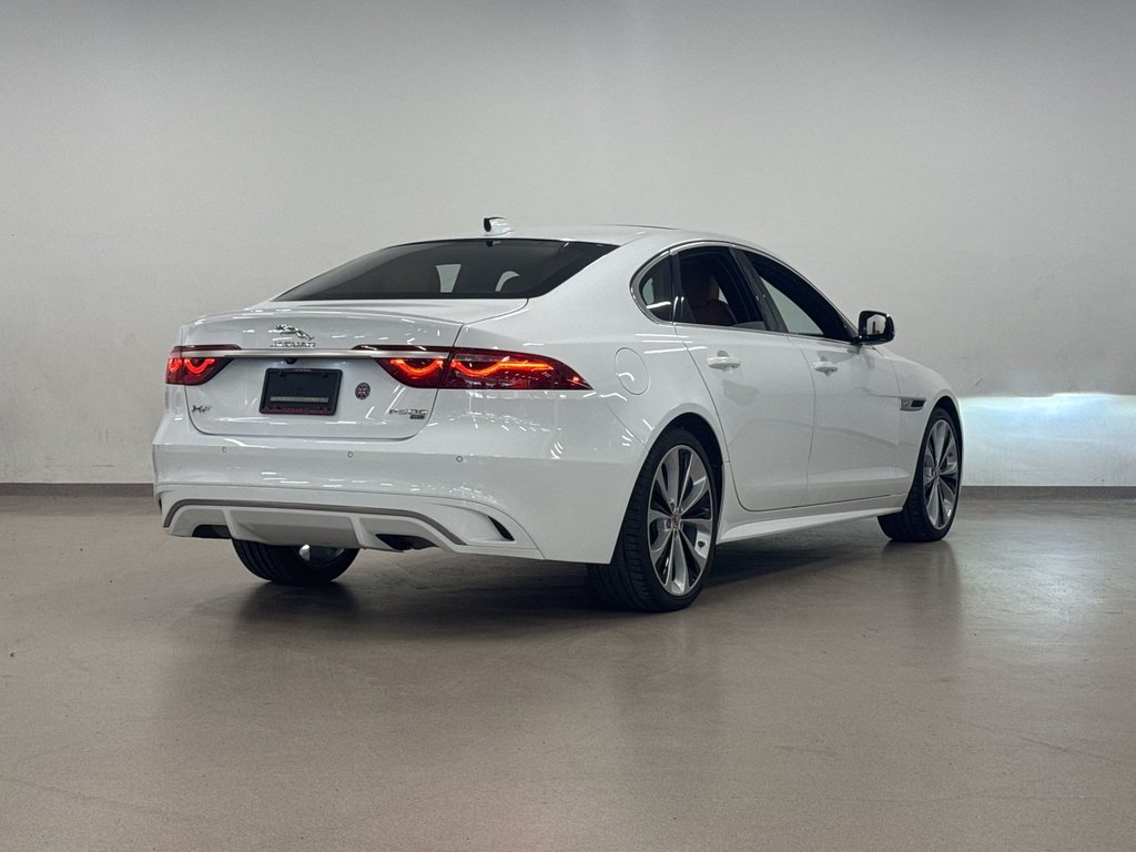 Jaguar XF P300 AWD R-Dynamic SE 2022-7