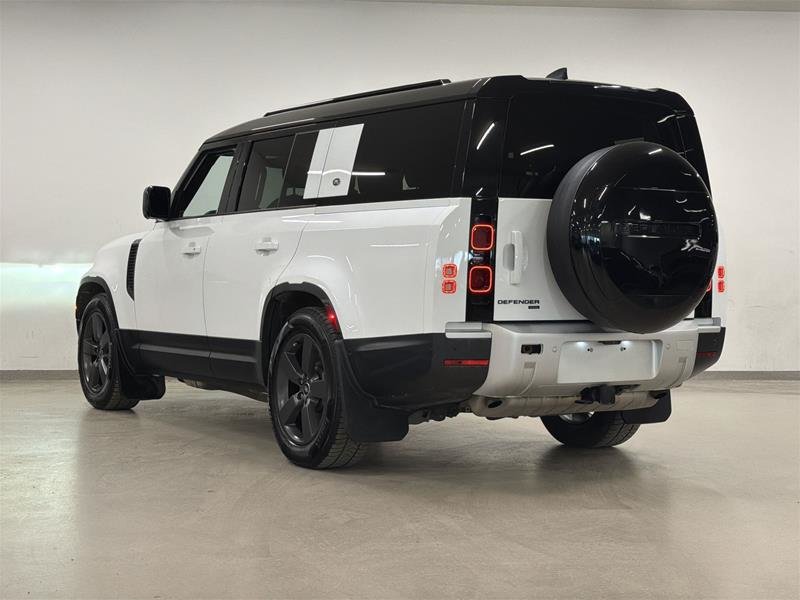 Land Rover Defender 130 P400 SE (2) 2023-5