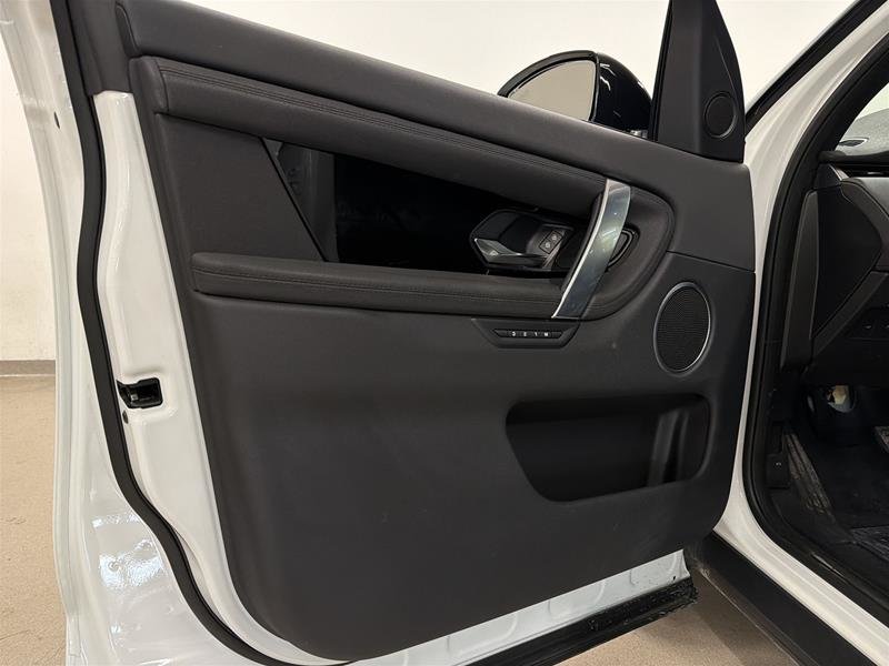 Land Rover Discovery sport 247hp SE 2023-6