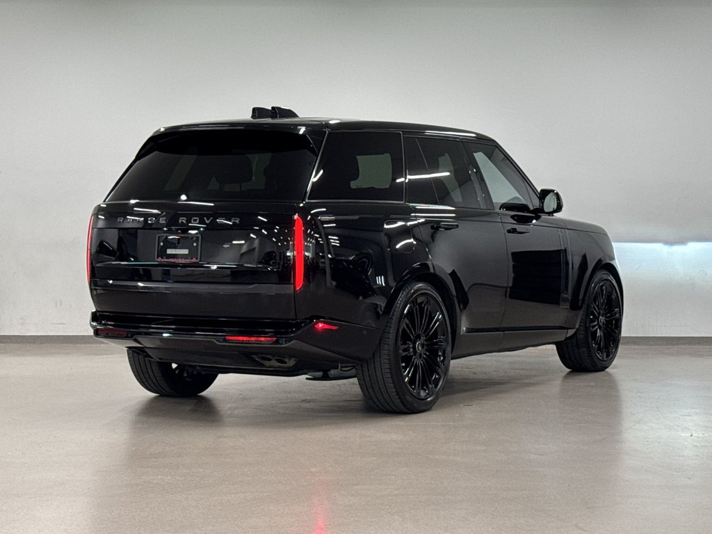 2024 Land Rover New Range Rover P530 SE SWB-7