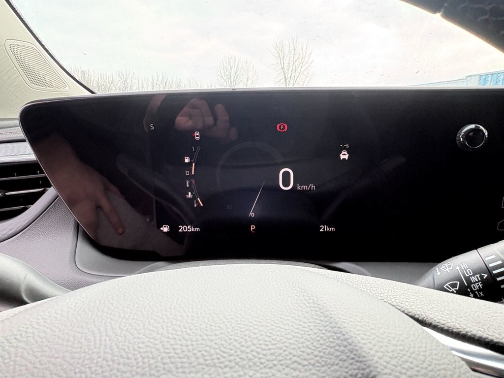 Buick Encore GX  2026 à Saint-Eustache, Québec - 9 - w1024h768px