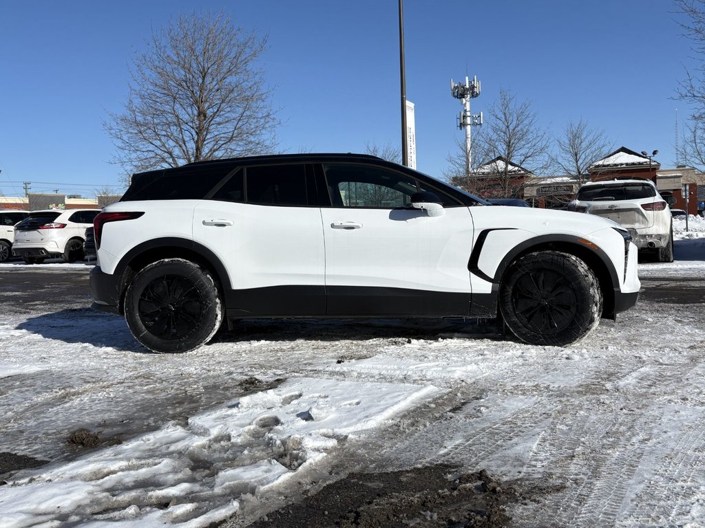 2026 Chevrolet Blazer EV in Saint-Eustache, Quebec - 3 - w1024h768px
