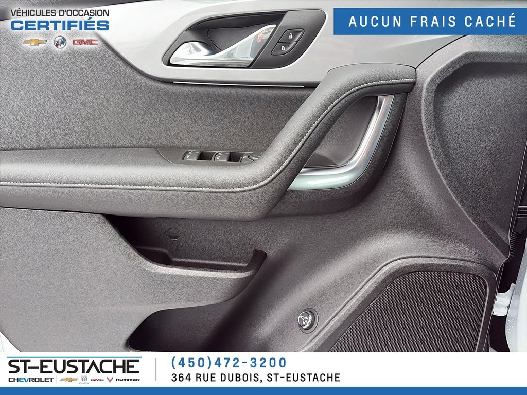 2025 Chevrolet Blazer in Saint-Eustache, Quebec - 10 - w1024h768px