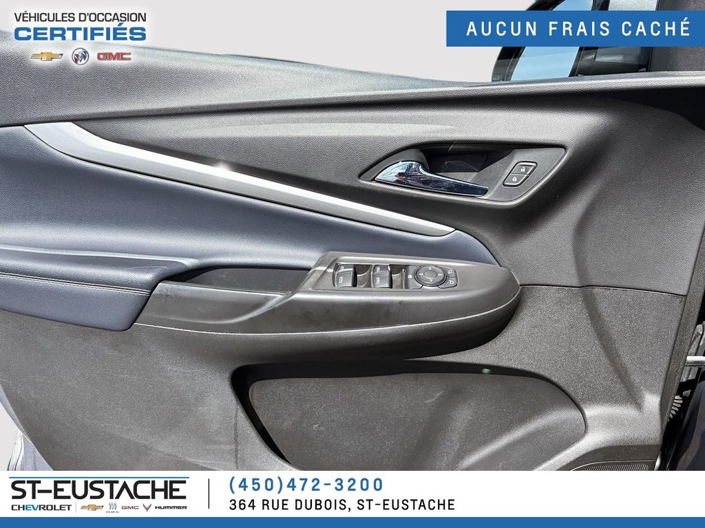 2022 Chevrolet Bolt EUV in Saint-Eustache, Quebec - 12 - w1024h768px