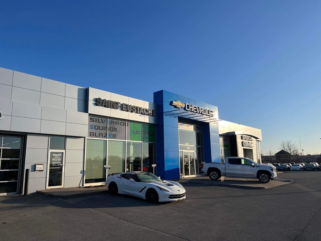 Chevrolet BOLT EUV  2023 à Saint-Eustache, Québec - 4 - w1024h768px