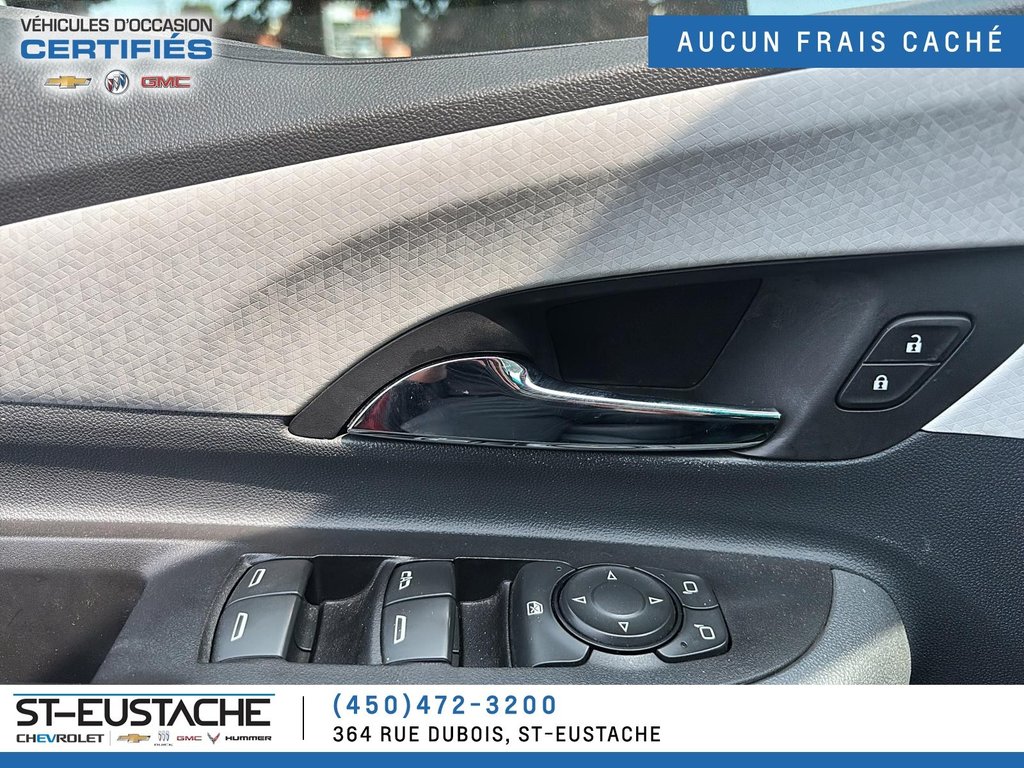 2019 Chevrolet Bolt EV in Saint-Eustache, Quebec - 8 - w1024h768px