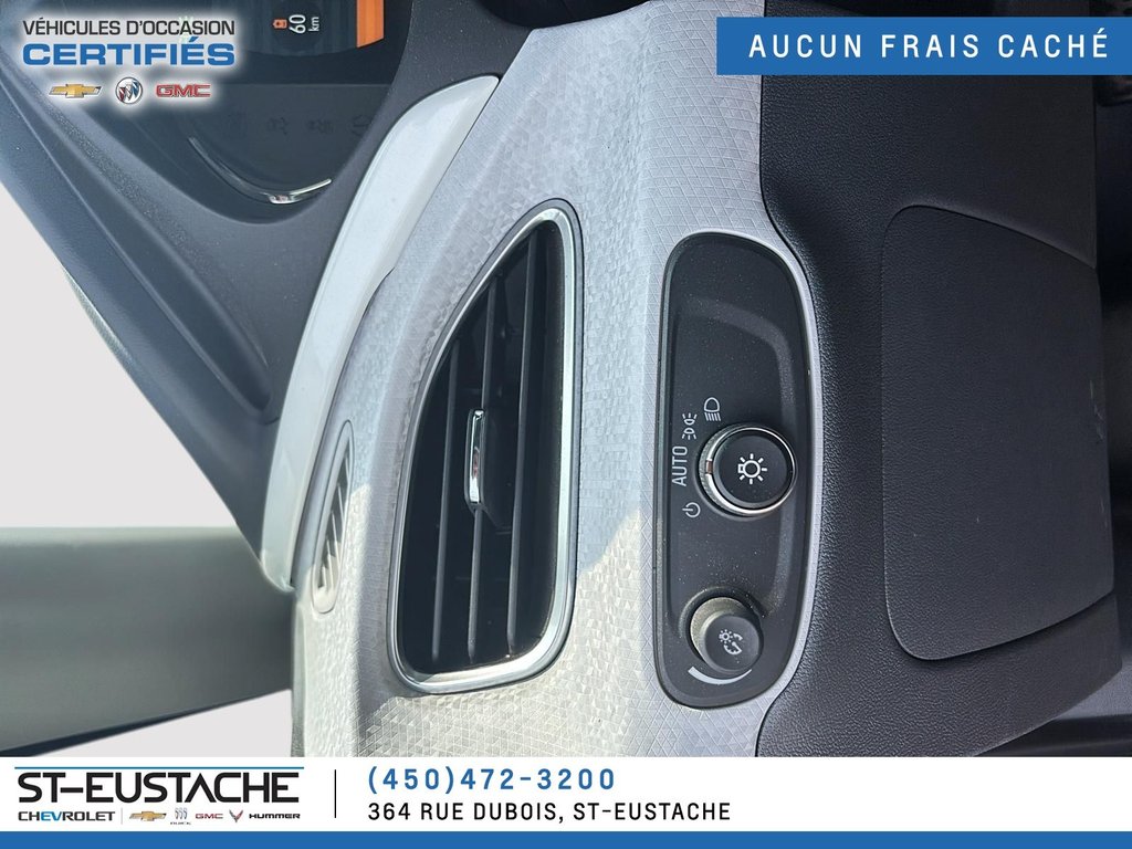 2019 Chevrolet Bolt EV in Saint-Eustache, Quebec - 10 - w1024h768px