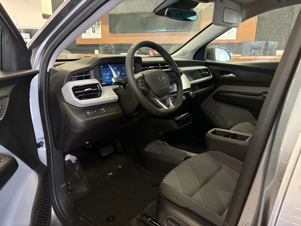 Chevrolet Bolt EV  2027 à Saint-Eustache, Québec - 7 - w1024h768px