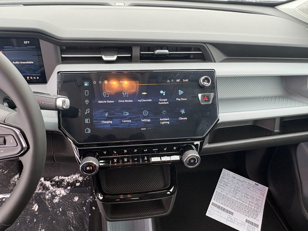 2027 Chevrolet Bolt EV in Saint-Eustache, Quebec - 12 - w1024h768px