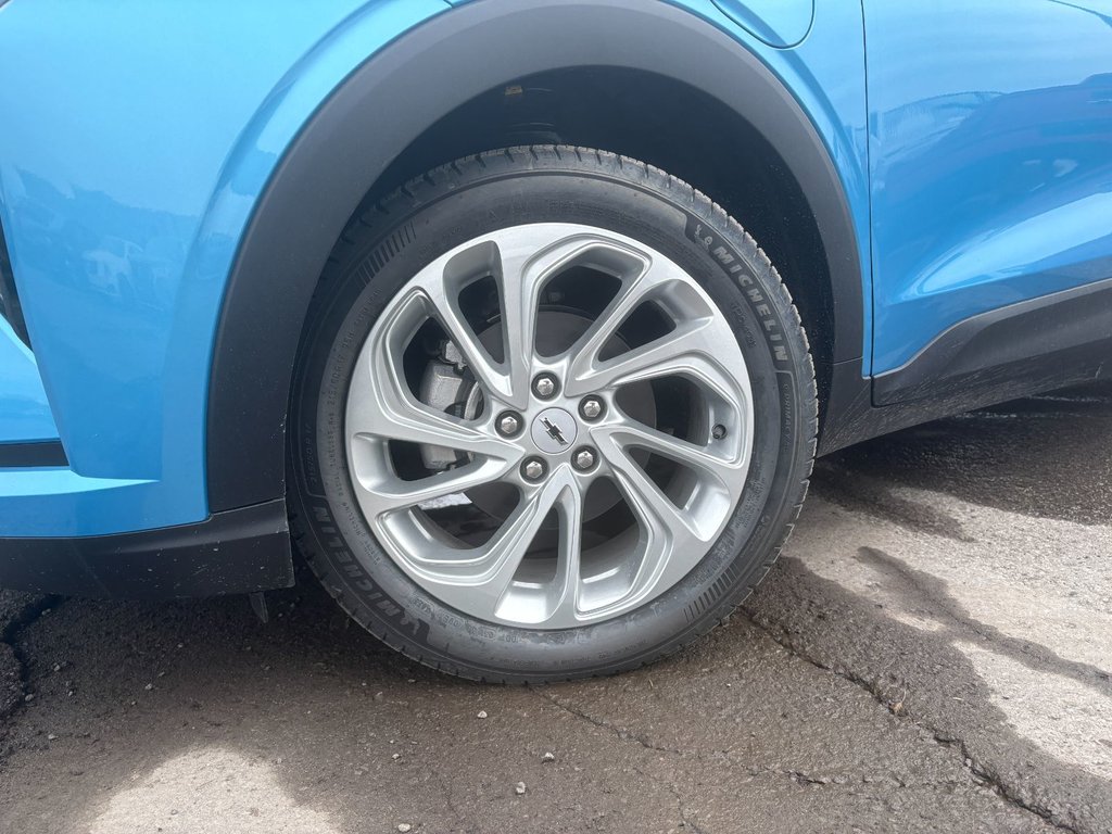 Chevrolet Bolt EV  2027 à Saint-Eustache, Québec - 6 - w1024h768px