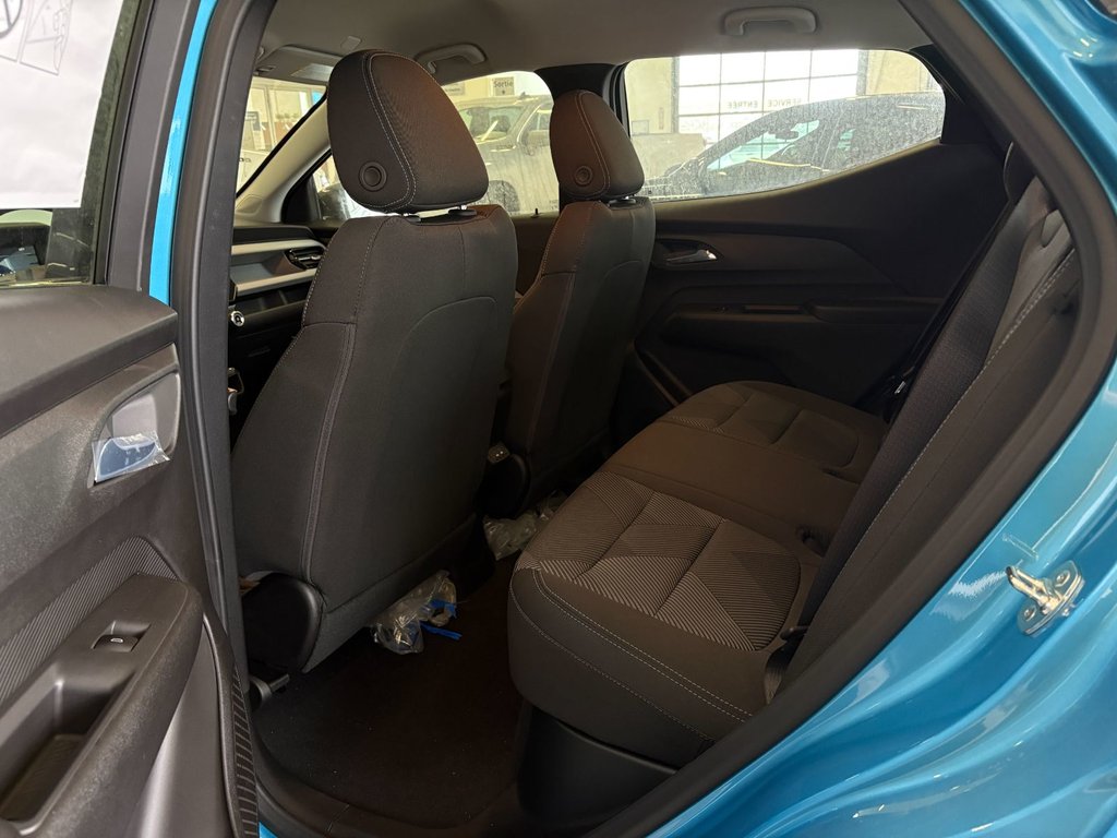 Chevrolet Bolt EV  2027 à Saint-Eustache, Québec - 12 - w1024h768px