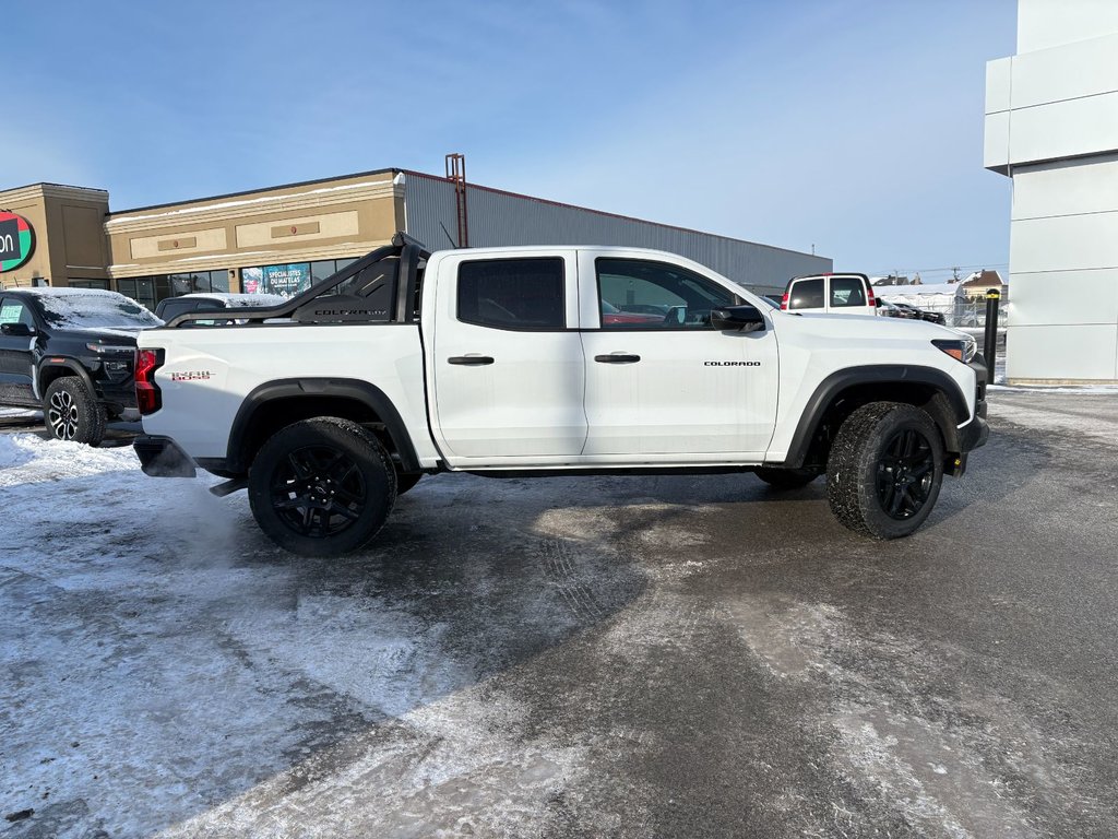 Chevrolet Colorado  2025 à Saint-Eustache, Québec - 3 - w1024h768px