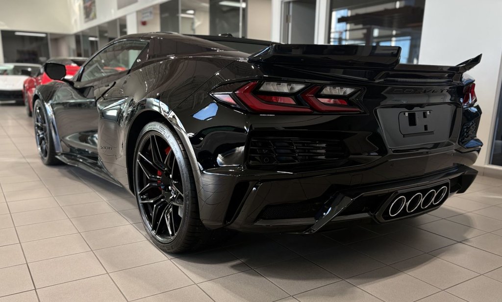Chevrolet Corvette Z06  2025 à Saint-Eustache, Québec - 4 - w1024h768px