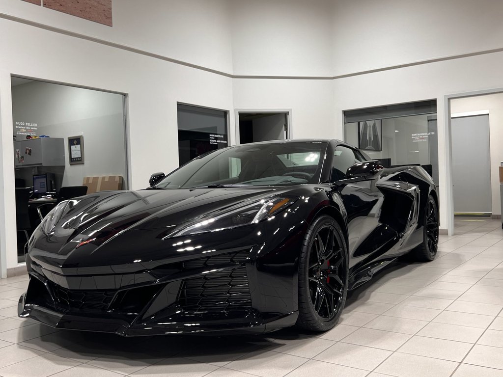 Chevrolet Corvette Z06  2025 à Saint-Eustache, Québec - 1 - w1024h768px
