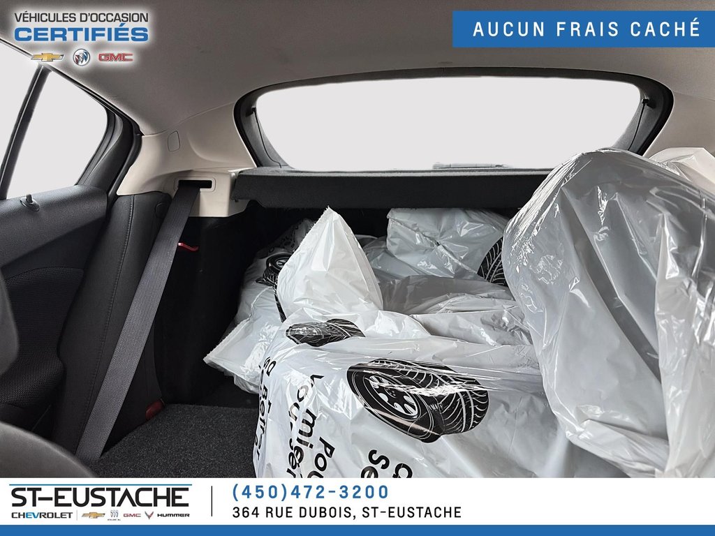 2017 Chevrolet Cruze in Saint-Eustache, Quebec - 13 - w1024h768px