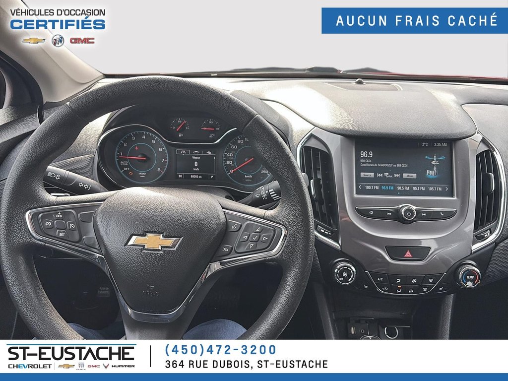 Chevrolet Cruze  2017 à Saint-Eustache, Québec - 12 - w1024h768px