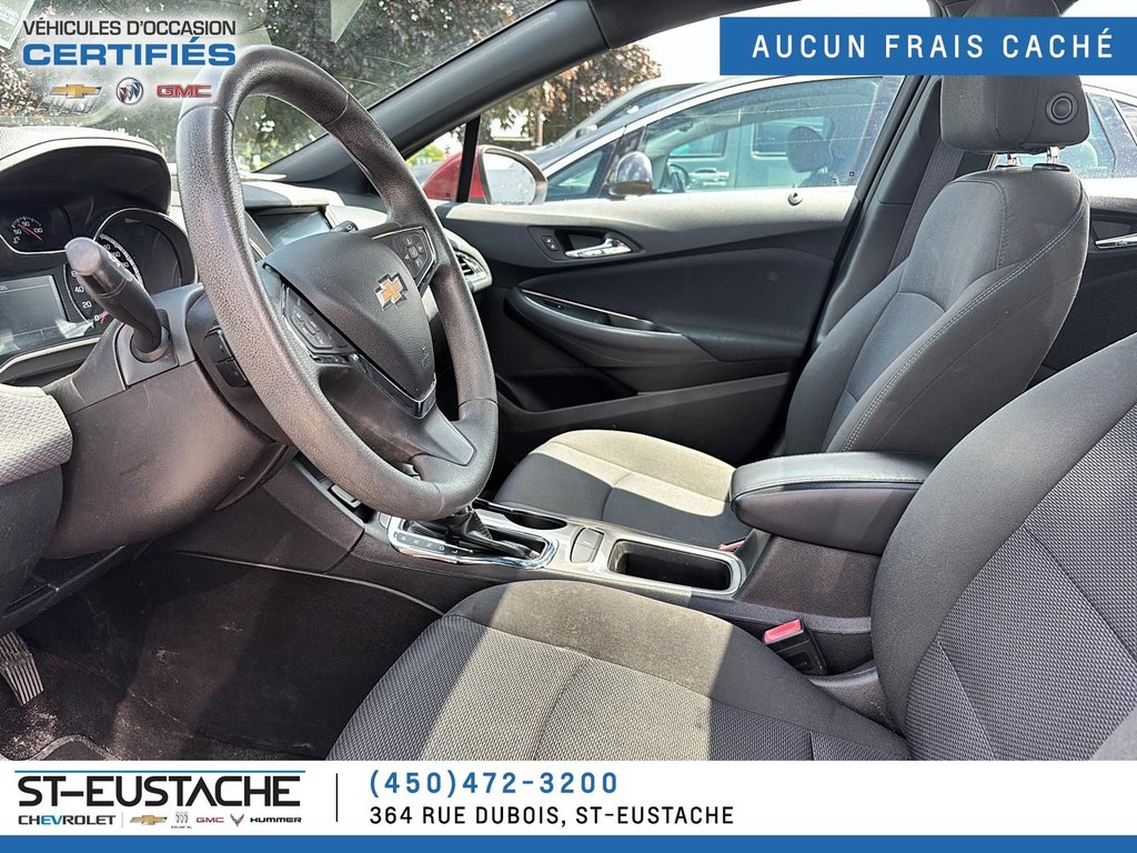 Chevrolet Cruze  2017 à Saint-Eustache, Québec - 11 - w1024h768px