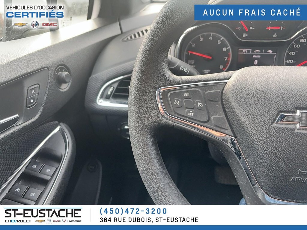 Chevrolet Cruze  2019 à Saint-Eustache, Québec - 9 - w1024h768px