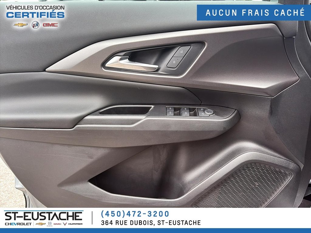2025 Chevrolet EQUINOX EV in Saint-Eustache, Quebec - 9 - w1024h768px