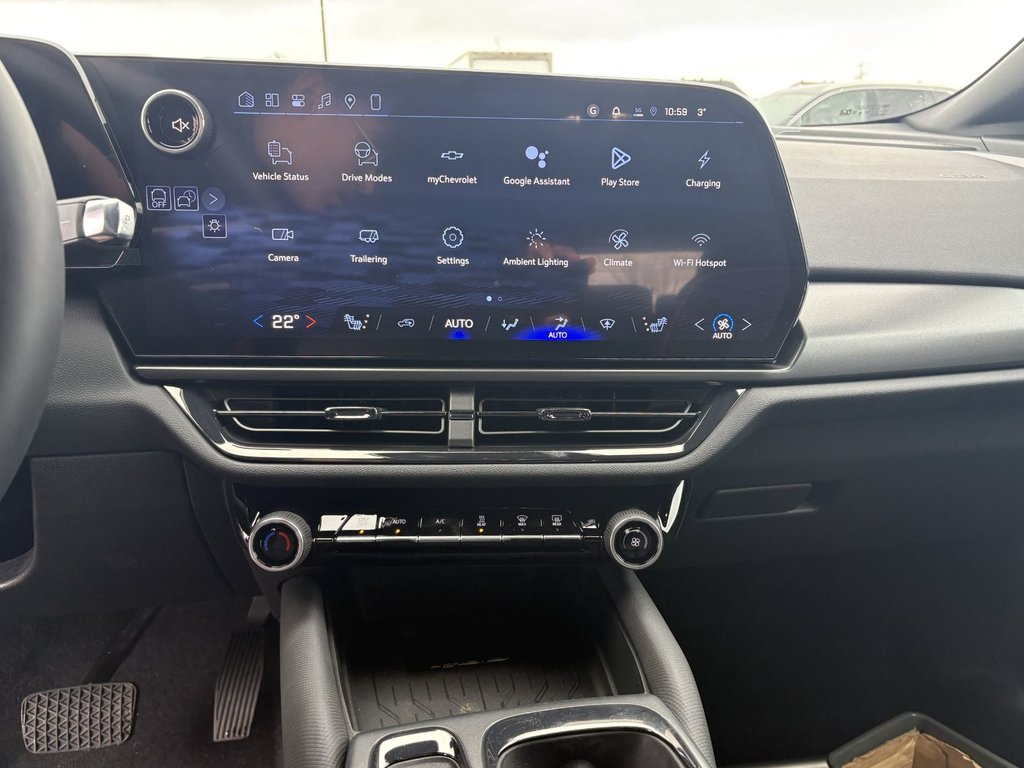 2026 Chevrolet Equinox EV in Saint-Eustache, Quebec - 12 - w1024h768px