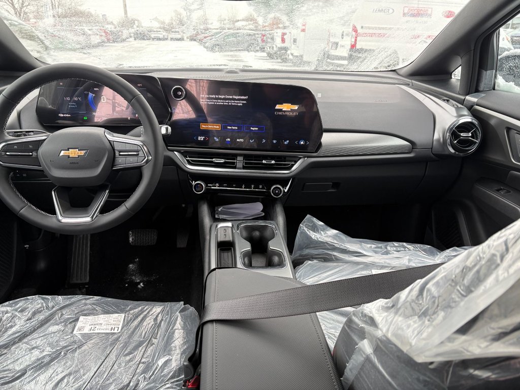 2026 Chevrolet Equinox EV in Saint-Eustache, Quebec - 11 - w1024h768px