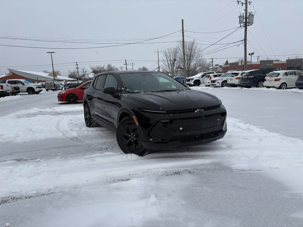 2026 Chevrolet Equinox EV in Saint-Eustache, Quebec - 2 - w1024h768px