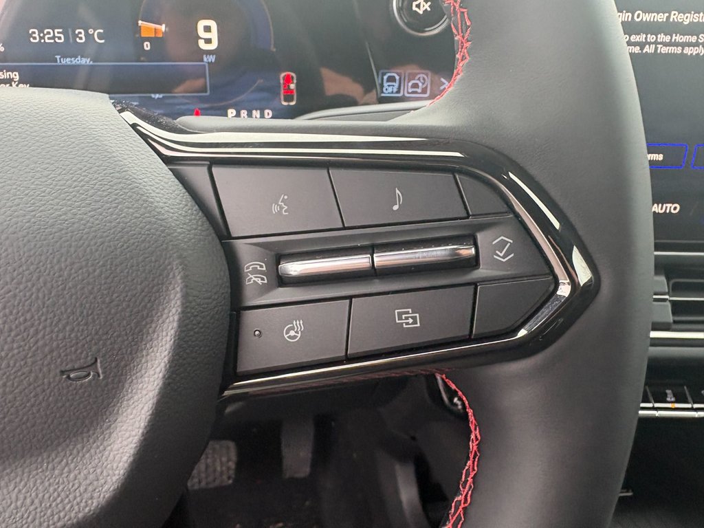 2026 Chevrolet Equinox EV in Saint-Eustache, Quebec - 8 - w1024h768px