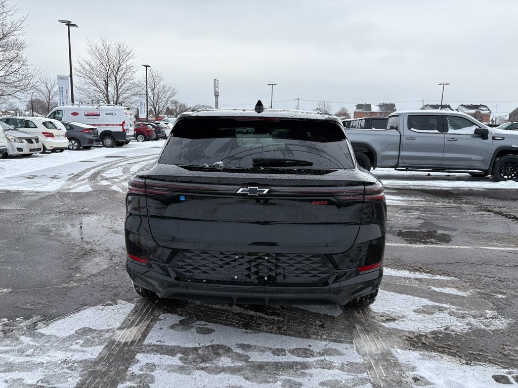 2026 Chevrolet Equinox EV in Saint-Eustache, Quebec - 5 - w1024h768px