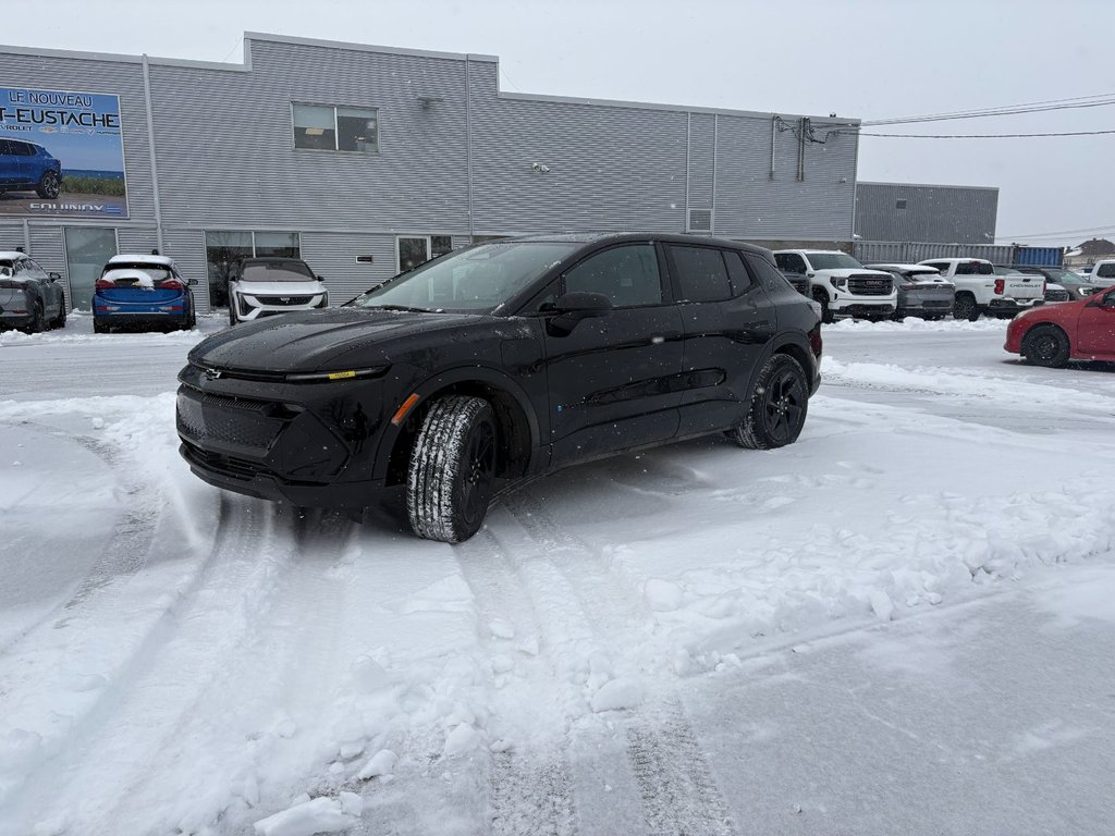 Chevrolet Equinox EV  2026 à Saint-Eustache, Québec - 1 - w1024h768px