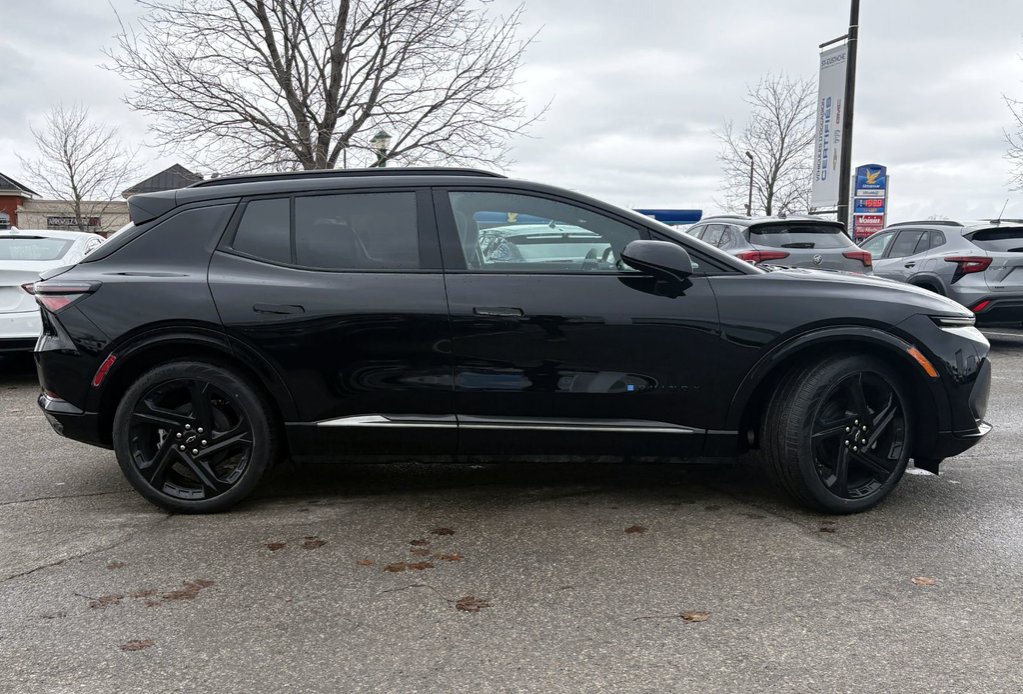 Chevrolet Equinox EV  2026 à Saint-Eustache, Québec - 3 - w1024h768px
