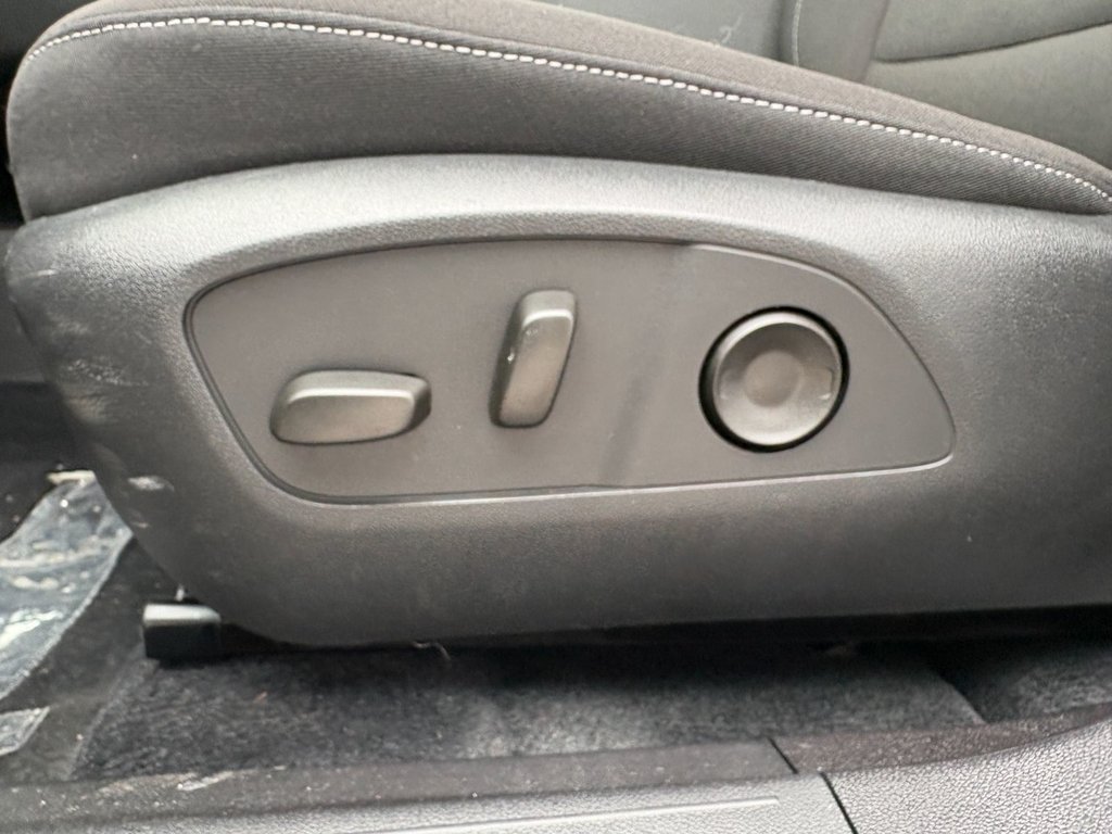 Chevrolet Equinox EV  2026 à Saint-Eustache, Québec - 14 - w1024h768px