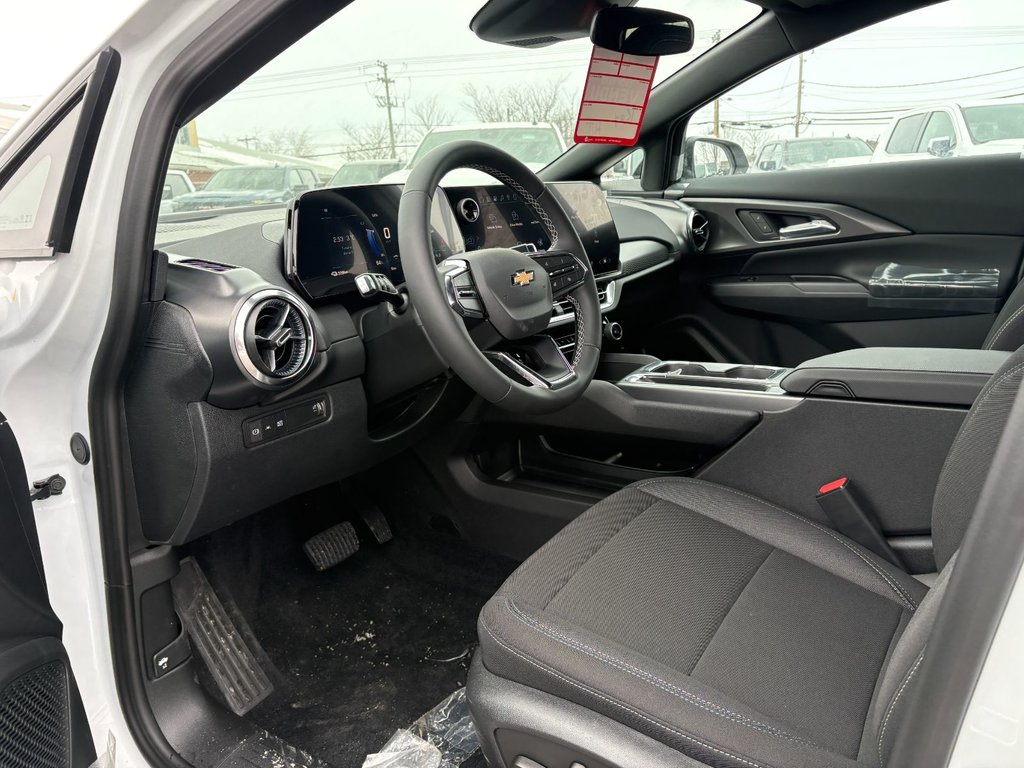 Chevrolet Equinox EV  2026 à Saint-Eustache, Québec - 7 - w1024h768px