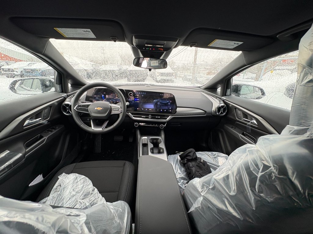 2026 Chevrolet Equinox EV in Saint-Eustache, Quebec - 11 - w1024h768px